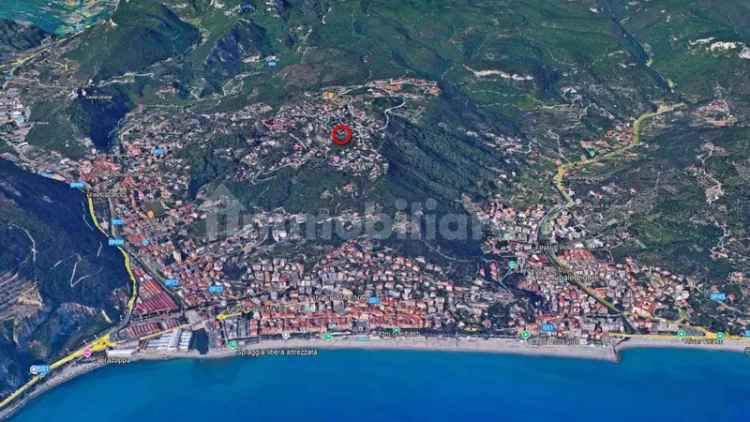 Villa unifamiliare via dei Navigatori 56, Centro, Finale Ligure