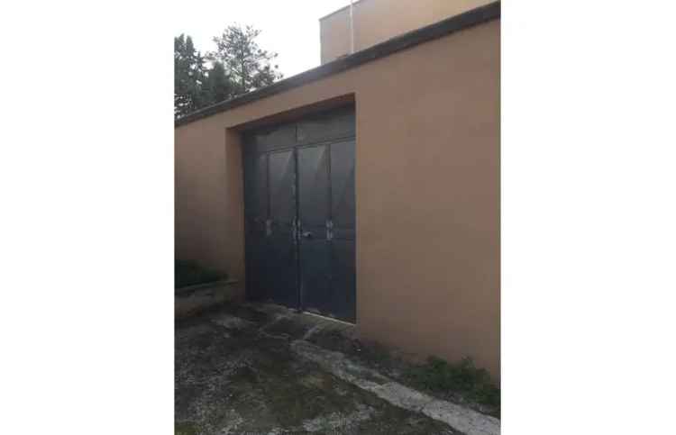 Casa indipendente in vendita a Monteroni di Lecce, Via Monte Santo 76