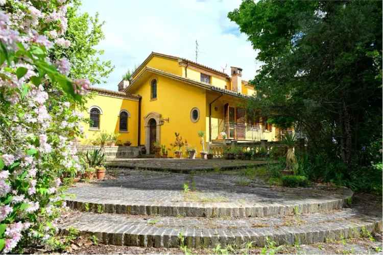 Villa in Località Fontanelle 30b, Montecassiano, 16 locali, 5 bagni