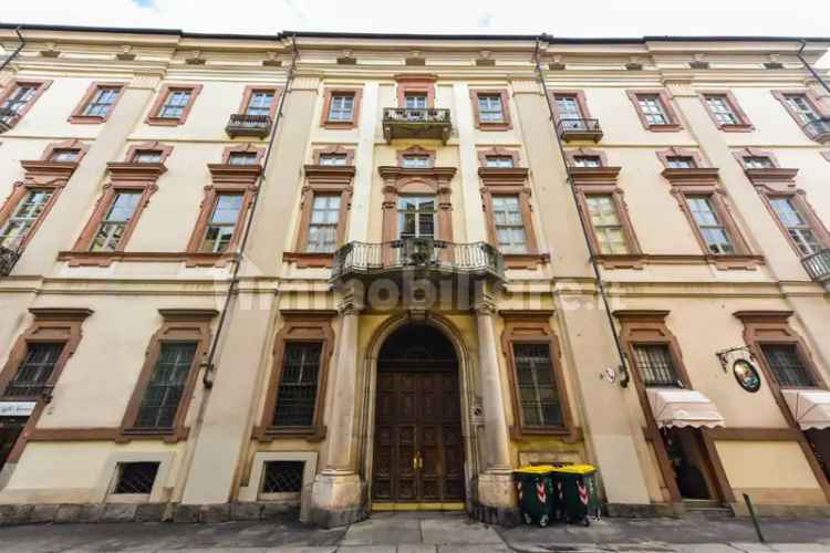 Appartamento via Della Consolata 12, Quadrilatero Romano, Torino