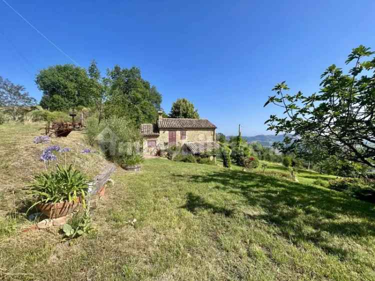 Casale, ottimo stato, 140 m², Amandola