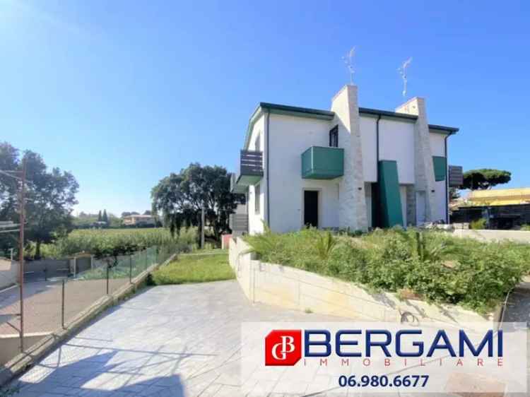 Villa in Via Lucio Vero, Anzio, 3 locali, 2 bagni, giardino privato