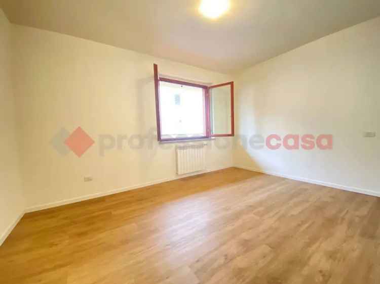 Trilocale via Baccio da Montelupo 34H/5, Legnaia - San Quirico - Monticelli, Firenze