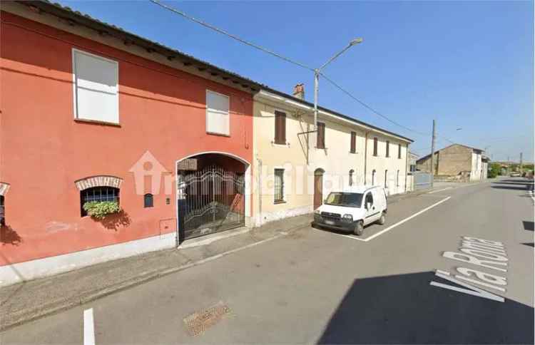 Casa indipendente all'asta via Roma  , 81, Crotta d'Adda