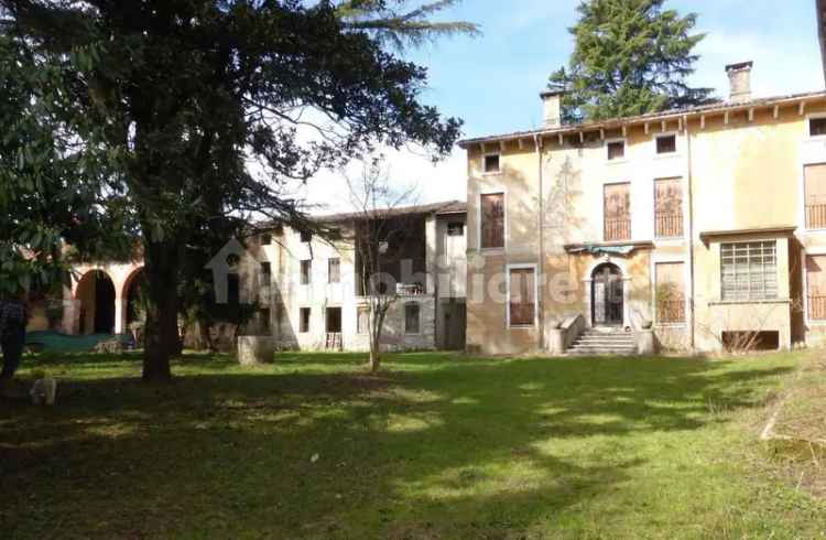 Casa colonica via Belvedere, Cornedo Vicentino