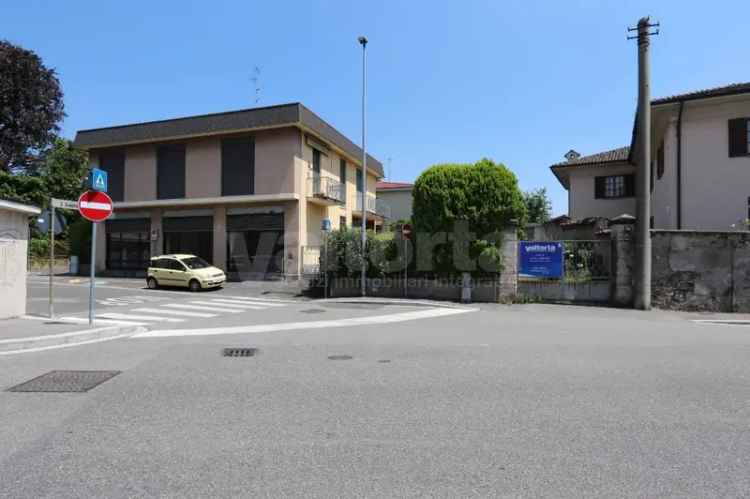 Villa in Via Don Milani, Carate Brianza, 4 locali, 2 bagni, con box