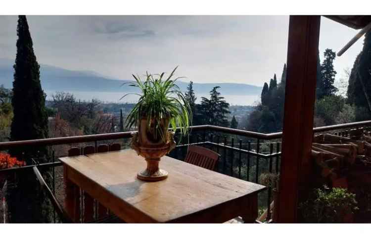 Villa in vendita a Toscolano-Maderno