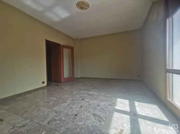 Vendita casa 6 locali di 190 m² in Lonato del Garda (25017) - 126960 - iad