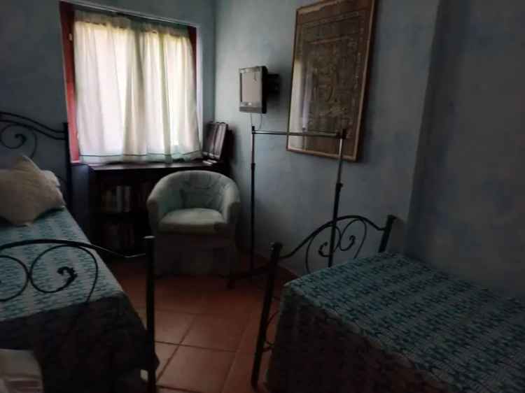 Appartamento in villa via Aggius, Centro, San Teodoro