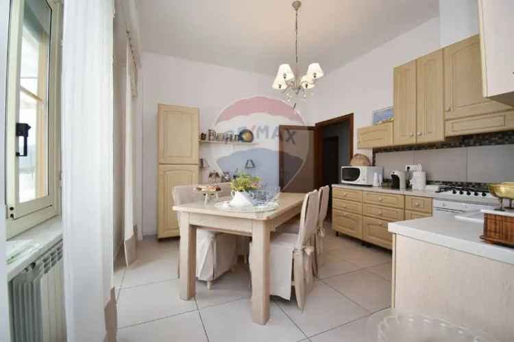 Villa in Via Ferriato, Patti, 17 locali, 6 bagni, giardino privato