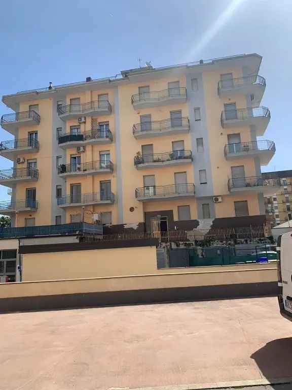 Appartamento in Via vanvitelli, Benevento, 10 locali, 2 bagni, 160 m²