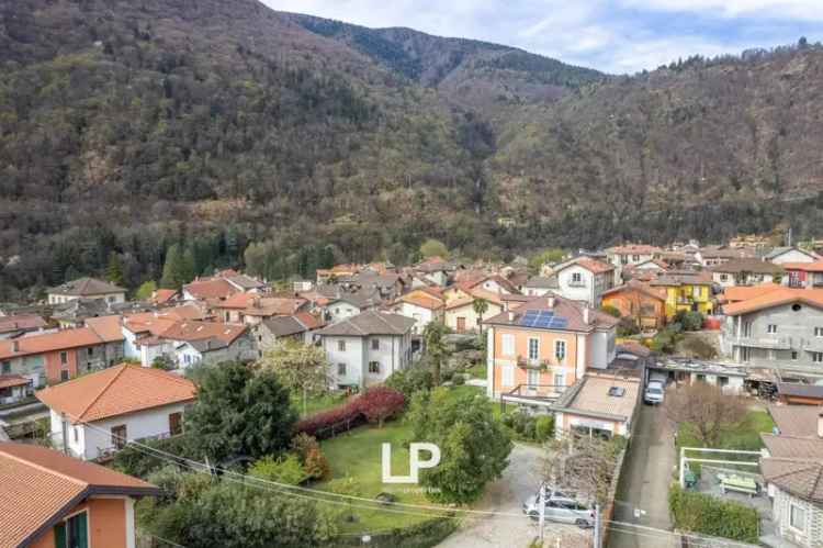 Villa unifamiliare via Cressini 13, Centro, Cannobio