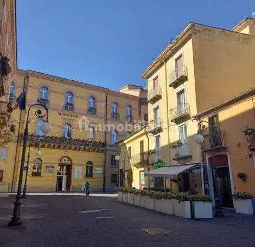 Quadrilocale piazza Giacomo Matteotti, Centro, Potenza