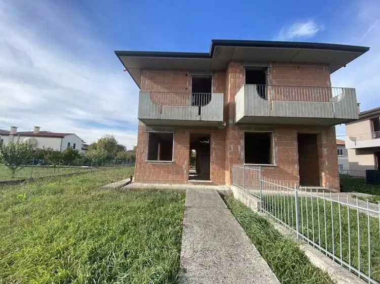 Casa Indipendente in vendita  a Barbarano Mossano