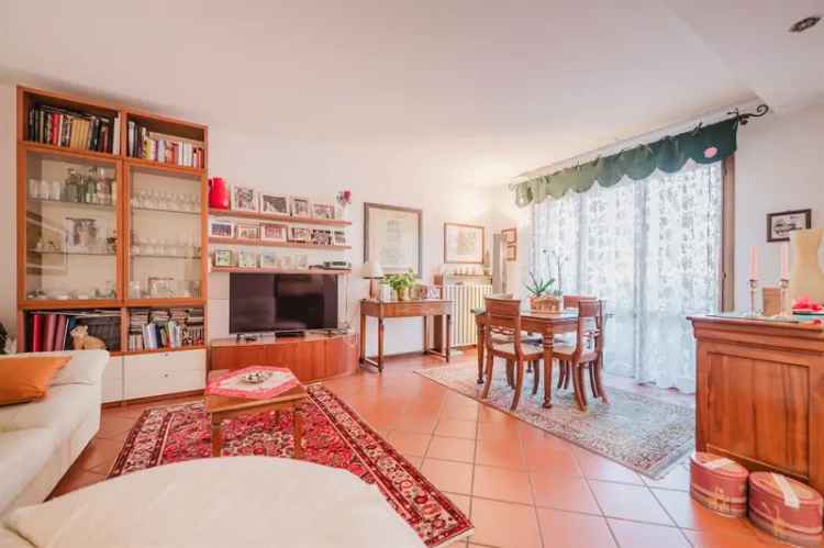 Villa a schiera in Via armistizio 12, Vigonza, 8 locali, 3 bagni