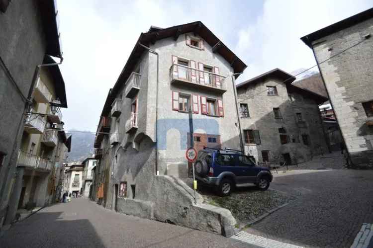 Quadrilocale via Buon Consiglio, Centro, Bormio