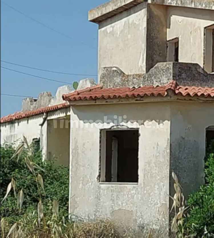 Villa all'asta Strada Laganelli, Siracusa