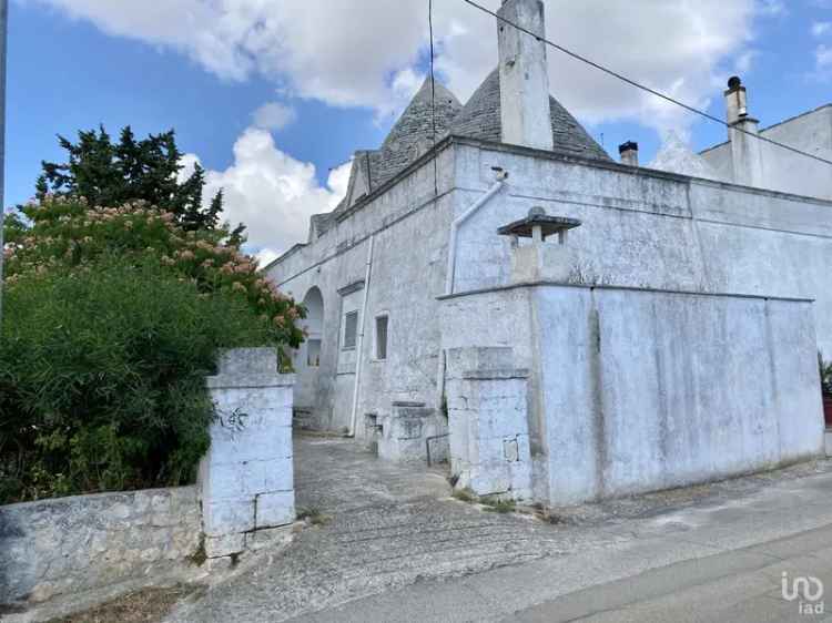 Vendita trullo 6 locali di 90 m² in Cisternino (72014) - 102422 - iad