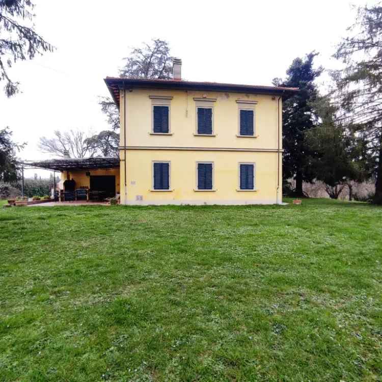 Villa in Via del cantone 17, Borgo San Lorenzo, 10 locali, 2 bagni