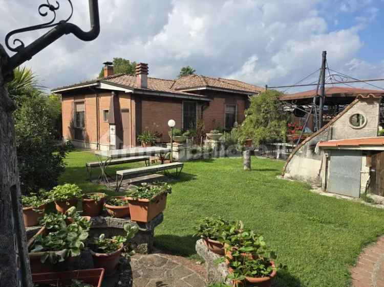 Villa unifamiliare via per Frosinone 360, Centro, Ceccano