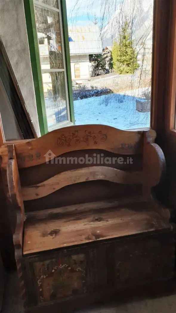 Villa unifamiliare via Ladinia 1, San Vito di Cadore