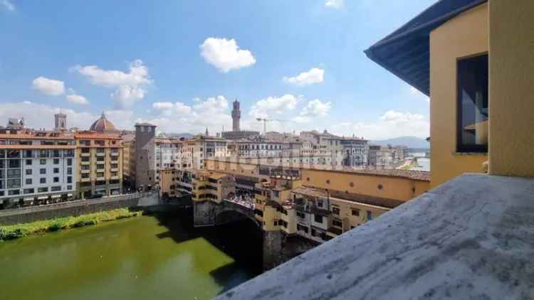 Appartamento Borgo San Jacopo ,, Ponte Vecchio - Pitti, Firenze