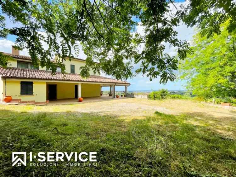 Villa in VIA DOCCIA, Roncofreddo, 6 locali, 2 bagni, giardino privato