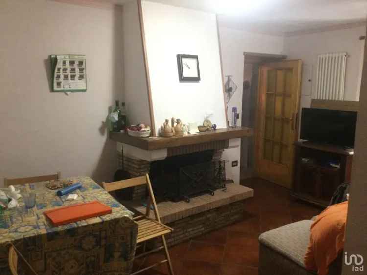 Vendita trilocale di 97 m² a Soriano nel Cimino (01038) - 134576 - iad