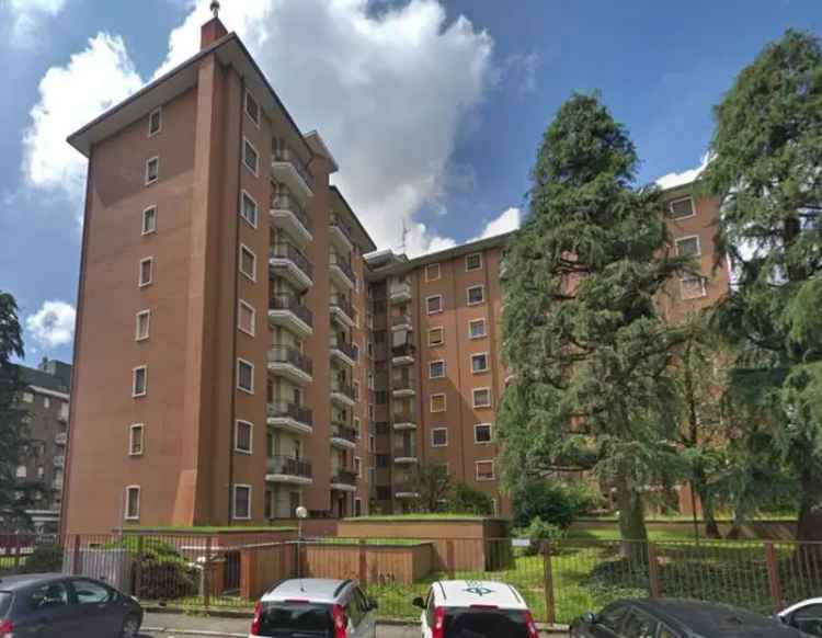 Appartamento in Via Monteverdi, Trezzano sul Naviglio, 6 locali, 72 m²