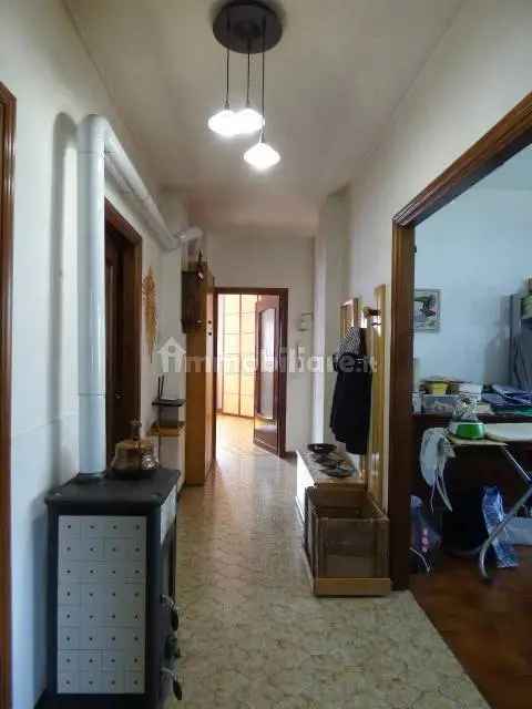 Villa plurifamiliare via per Occhieppo 21A, Camburzano