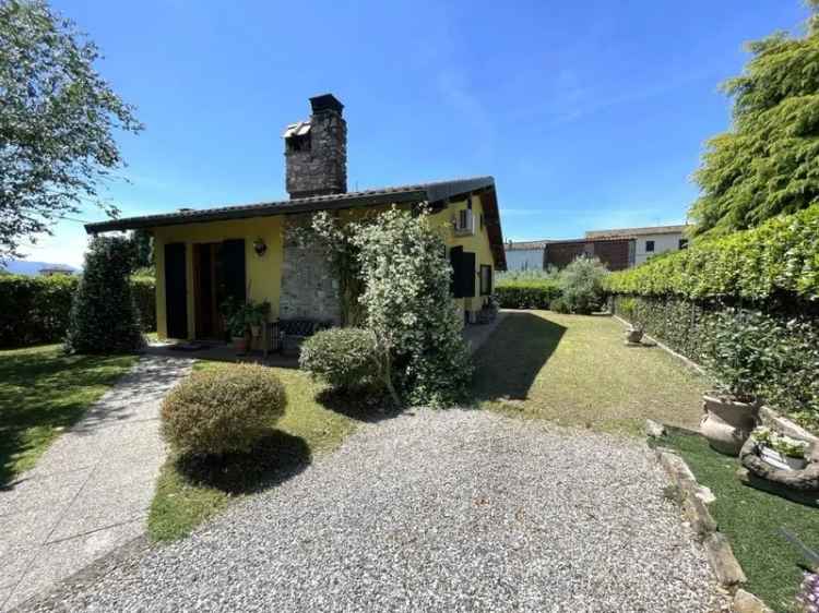 Villa unifamiliare via delle Querce, Monte San Quirico - Tre Cancelli, Lucca