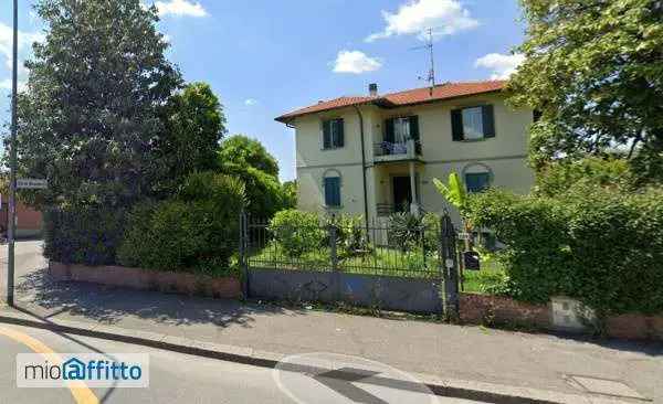 Villa In Affitto in Crevalcore, Emilia-Romagna