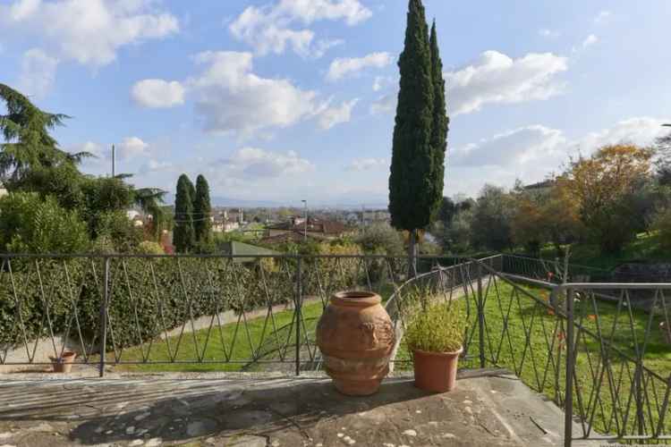 Villa in VIA DELLE SELVE, Lastra a Signa, 7 locali, 3 bagni, 220 m²