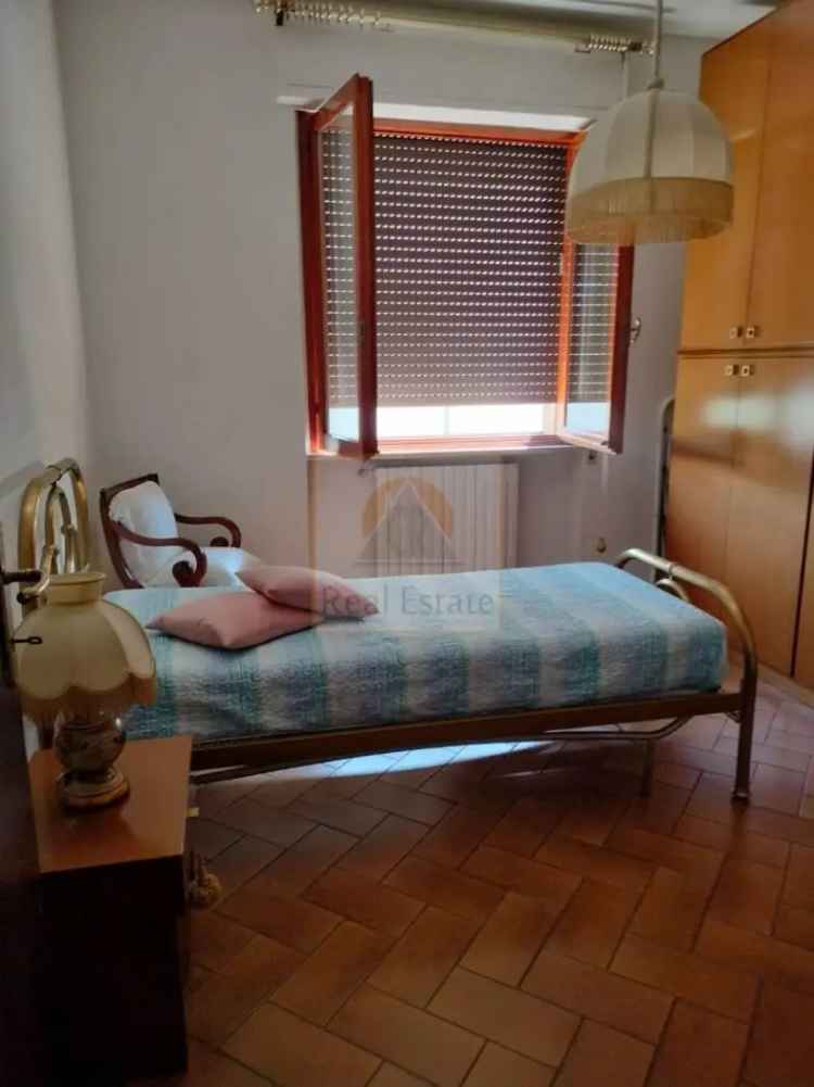 Appartamento via Roma, Barbarasco, Tresana