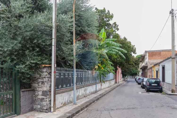 Villa in VIA REGINA MARGHERITA, Fiumefreddo di Sicilia, 19 locali