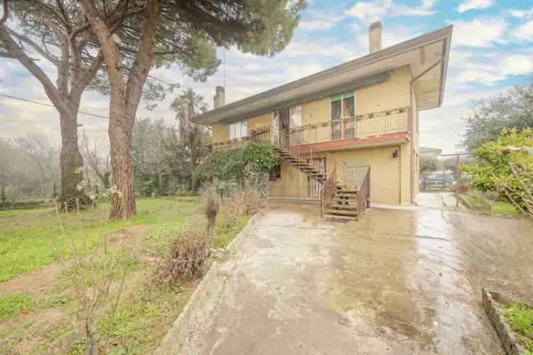 Villa a schiera in Via Bosco Costa, Venezia, 9 locali, 1 bagno, 180 m²