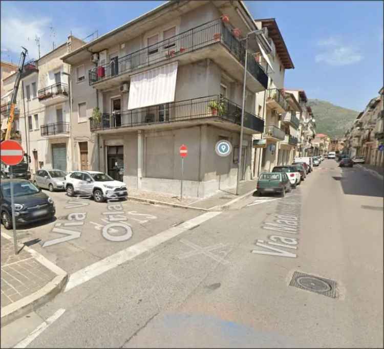 Appartamento in VIA MADONNA DELLE GRAZIE, Fondi, 6 locali, 93 m²