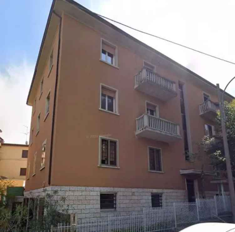 Appartamento in Via Berengario da Carpi, Bologna, 16 locali, 417 m²