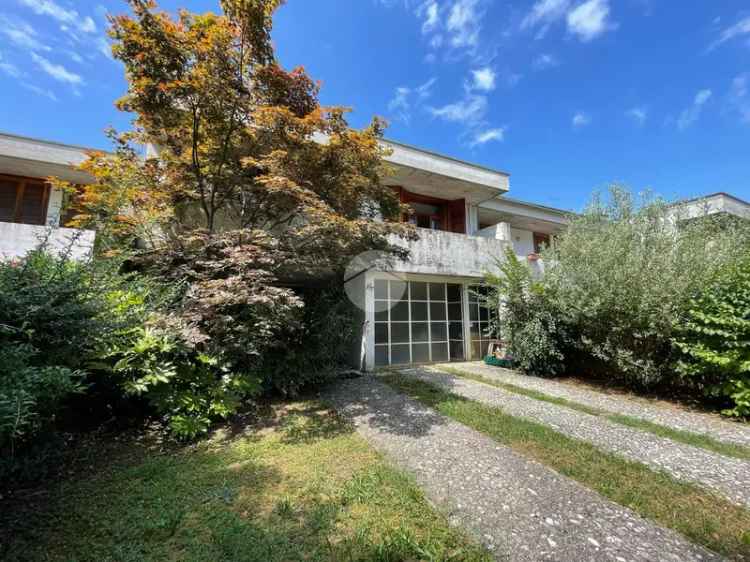 Villa a schiera in vendita