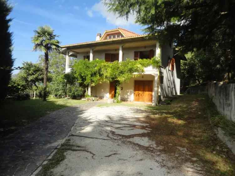 Villa in Via Romita, Cupramontana, 9 locali, 2 bagni, giardino privato