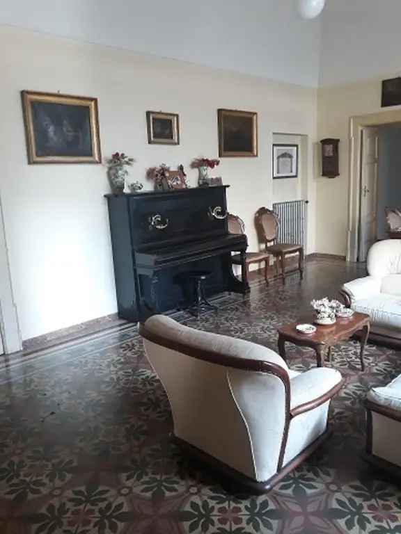 Appartamento in Via Roma 32, Guardiagrele, 13 locali, 2 bagni, 250 m²