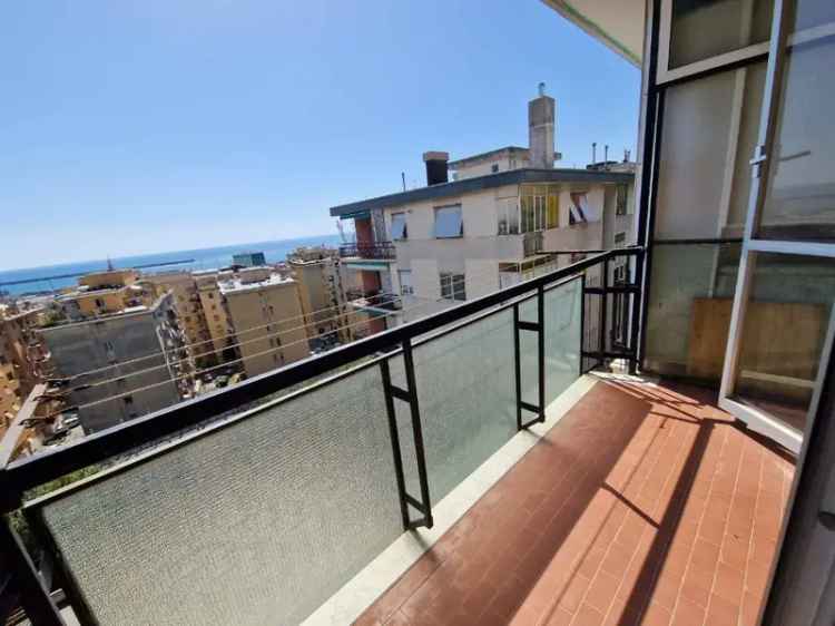 Appartamento in Via Diano Marina, Genova, 7 locali, 1 bagno, 90 m²