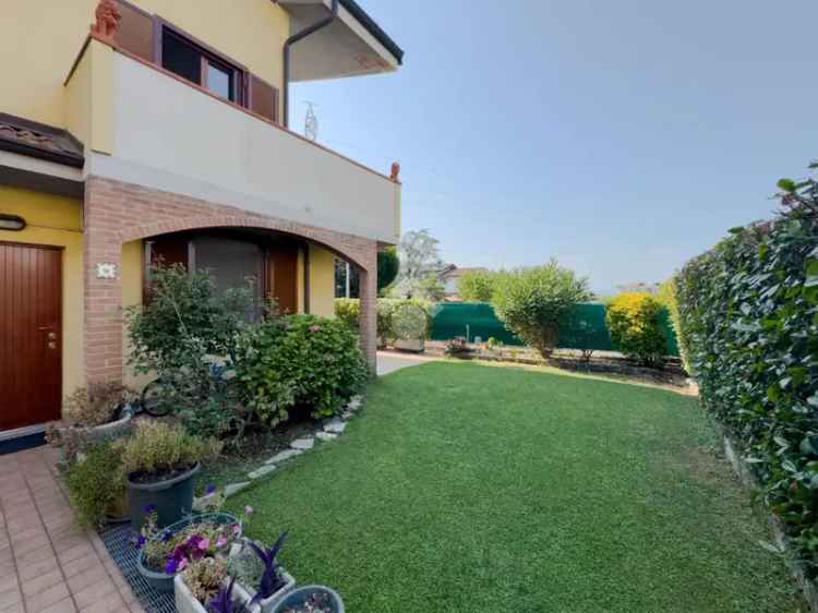 Villa a schiera in vendita