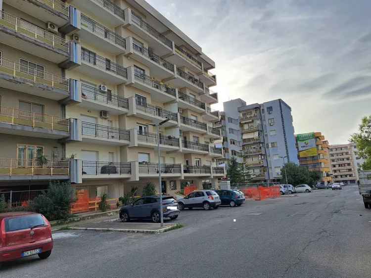 Appartamento via Bellini, Tufolo, Farina, Crotone