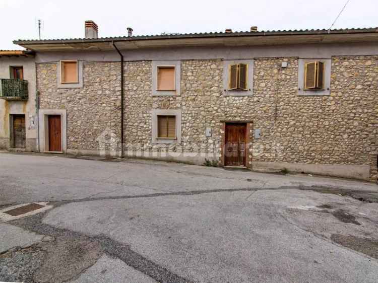 Terratetto unifamiliare via dell'Immagine, Roccaranieri, Longone Sabino