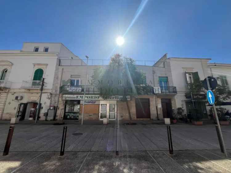 Villa singola in Piazza Unità d'Italia 25, Sannicandro di Bari, 250 m²