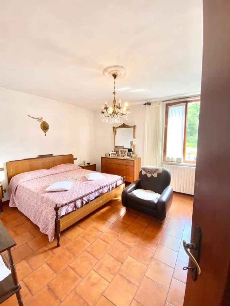 Villa bifamiliare, buono stato, 168 m², San Terenzo Monti, Fivizzano