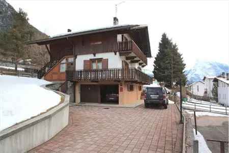 Villa Bifamiliare Auronzo di Cadore 6 Locali 324 mq