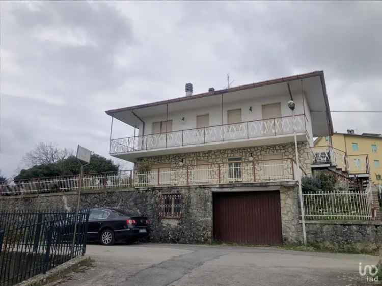 Vendita casa indipendente 10 locali di 260 m² in Monte Cerignone (61010) - 100575 - iad