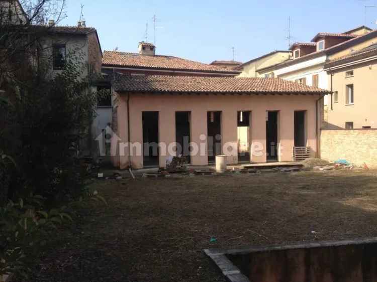 Villa unifamiliare via San Rocchino, Via Taverna - Ospedale, Piacenza